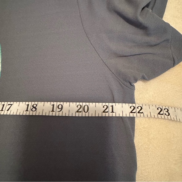 Track & Field Men's T-Shirt Size L Gray/Blue Print Short Sleeve Athletic Tee - Picture 7 of 9